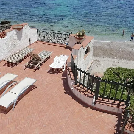 Torrammare - Relax On The Seaside Villa